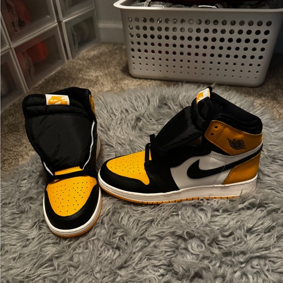 Jordan 1 Retro High OG GS size 6.5 Women’s size 8 - Picture 2 of 5